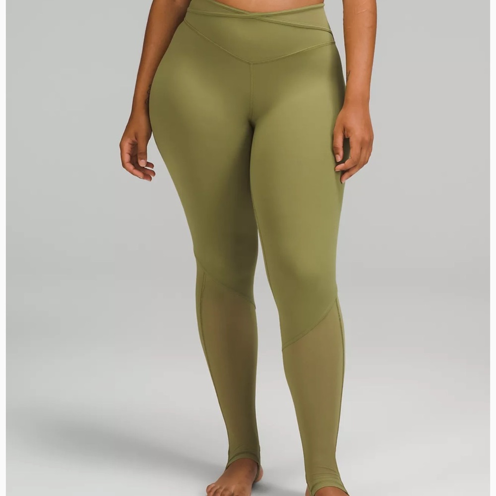 NWT Lululemon Crisscross Mesh Stirrup Legging, High Waist Yoga Pants, Green Sz 4